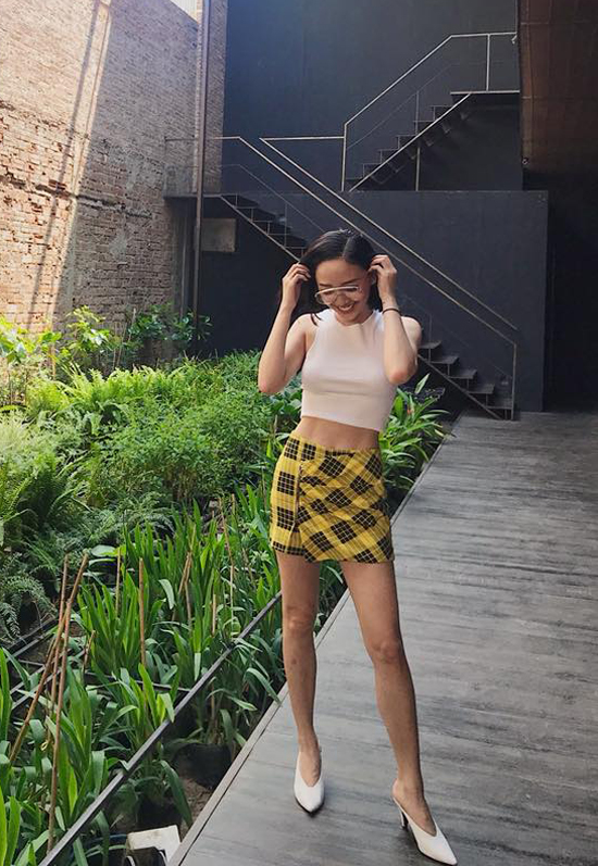 Sao Việt chuộng sắc trắng trong mùa oi nồng